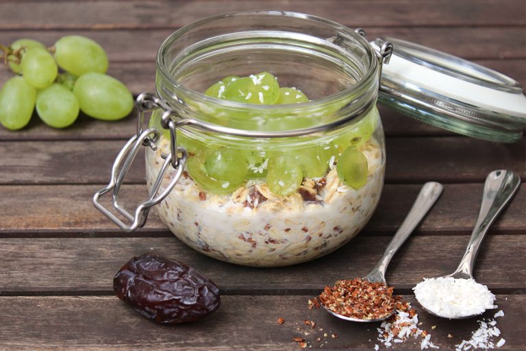 Dattel-Trauben Oats | Overnight-Oats